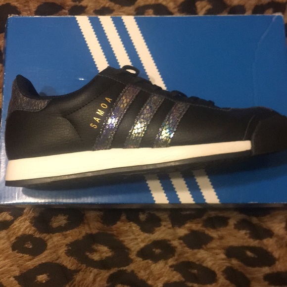 Adidas - Picture 2 of 3